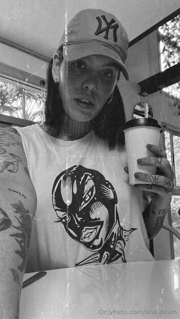 Ana Devin TV / ana.devin.tv nude photo #31