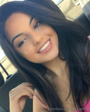 Ana / ana.petite nude photo #1