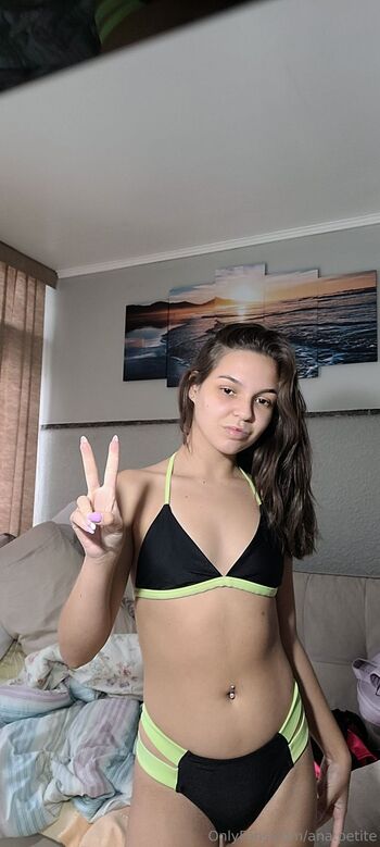 Ana / ana.petite nude photo #16