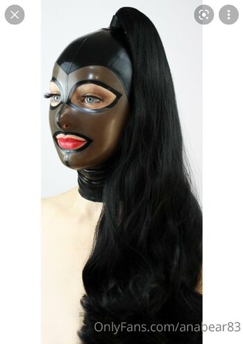 An / anabear83 nude photo #2