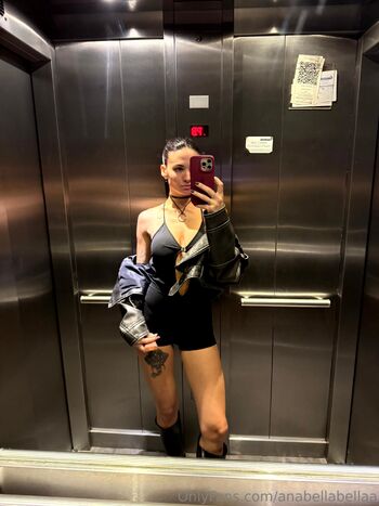 Anabella / anabellabellaa nude photo #9