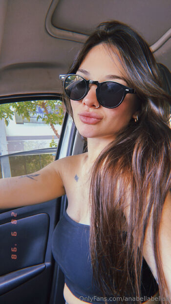 Anabella / anabellabellaa nude photo #13