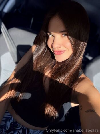 Anabella / anabellabellaa nude photo #39