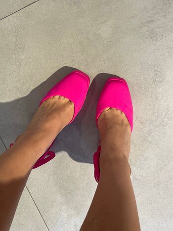 Ana / anafeetish nude photo #18