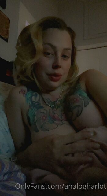 Lucy Hart / analogharlot nude photo #19