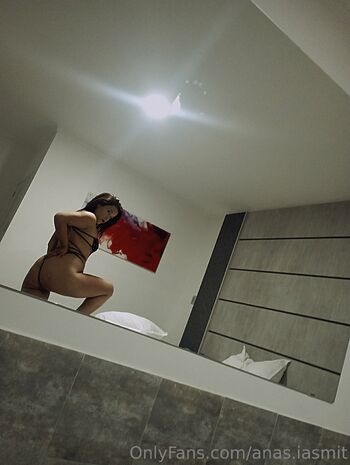 Anastasia Smit / anas.iasmit nude photo #33