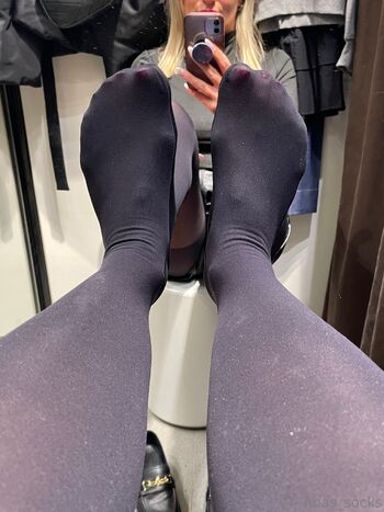 An / anas_socks nude photo #11