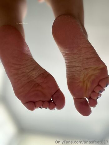 AnasFeet81 / anasfeet817 nude photo #32