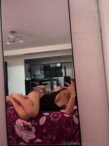 Ana Sno / anasnow nude photo #17