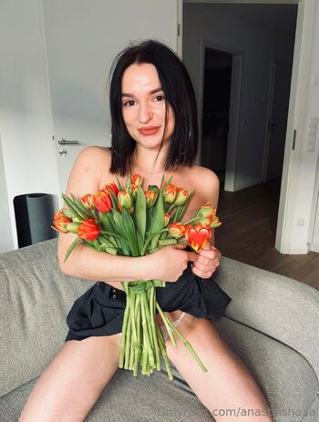 Anastaisha / anastaishaaa / anastaisha_officiale nude photo #13