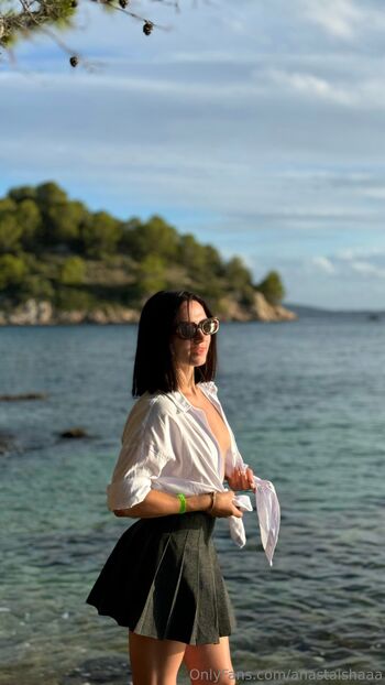 Anastaisha / anastaishaaa / anastaisha_officiale nude photo #38