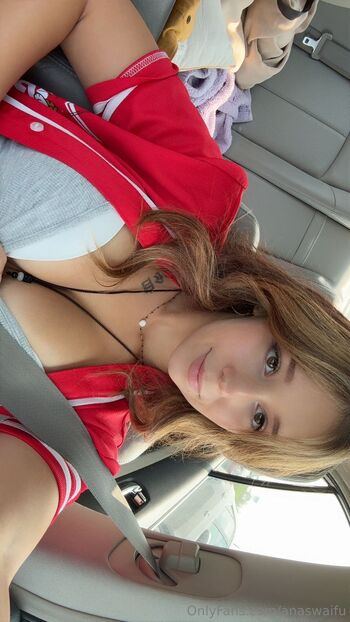 Anastasia Savage / anastasia.savagee nude photo #1