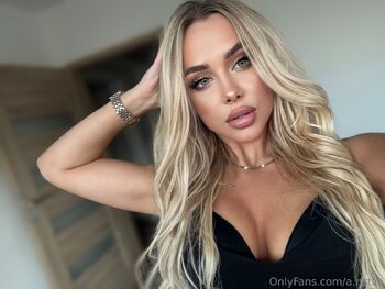 Anastasia / anastasinka / ana.stasinka / anastasinka_ofi nude photo #12