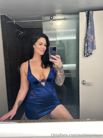 Andie / andiespalace nude photo #3
