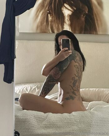 Andie / andiespalace nude photo #22