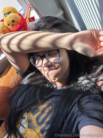 andi / andiipoops / andiipees nude photo #1