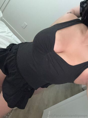 andi / andiipoops / andiipees nude photo #12