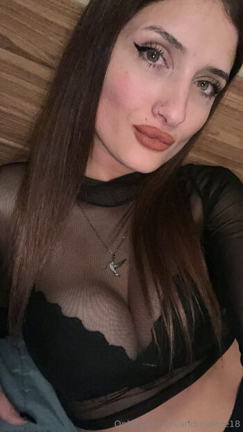 SEXTING / androideee18 / androideee1816 nude photo #7