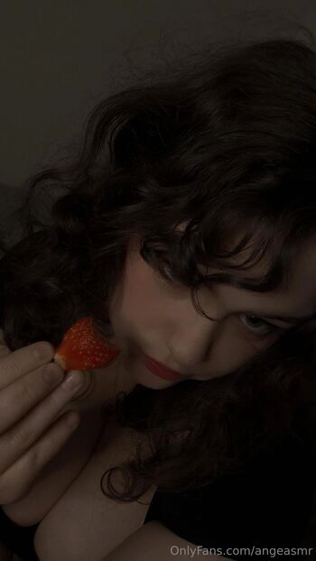 a n g e / angeasmr nude photo #4