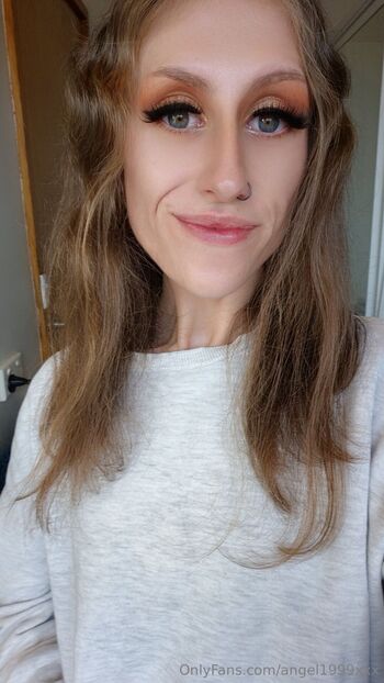 Ange / angel1999xxx / angel__1999__xoxo nude photo #17