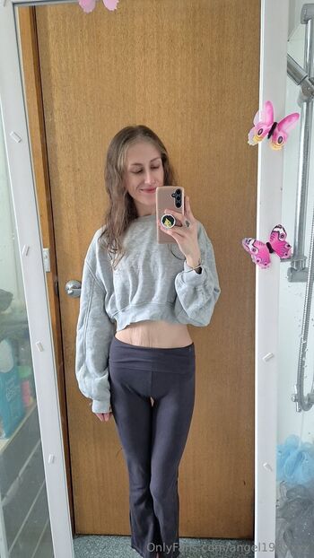Ange / angel1999xxx / angel__1999__xoxo nude photo #20