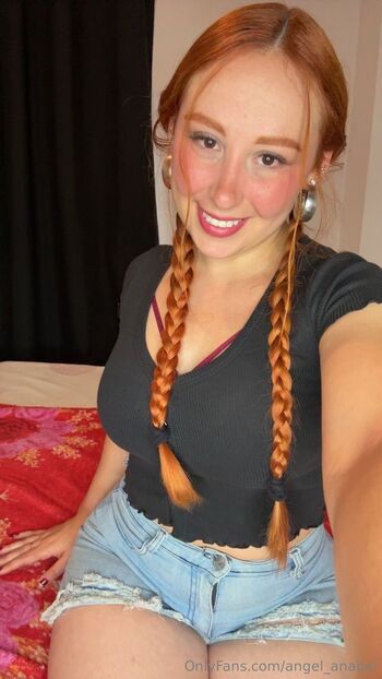 Little Red Anabel / angel_anabel nude photo #16