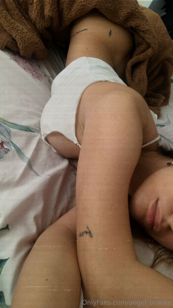 BROOKE / angel_brooke nude photo #19
