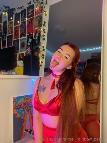 Angela / angel_rainbow_peach nude photo #38