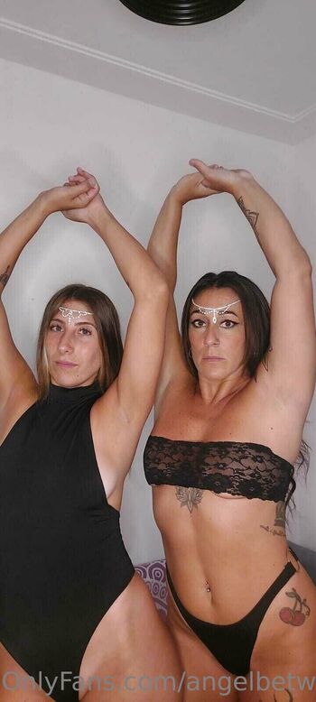 Angel Between / angelbetween nude photo #6