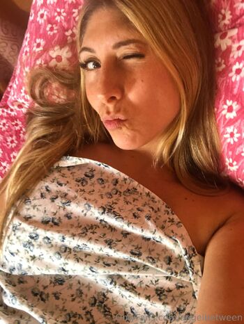 Angel Between / angelbetween nude photo #12