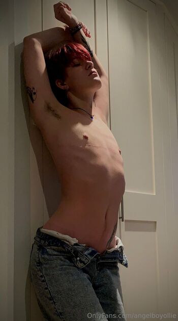 Ollie Hal / angelboyollie nude photo #36