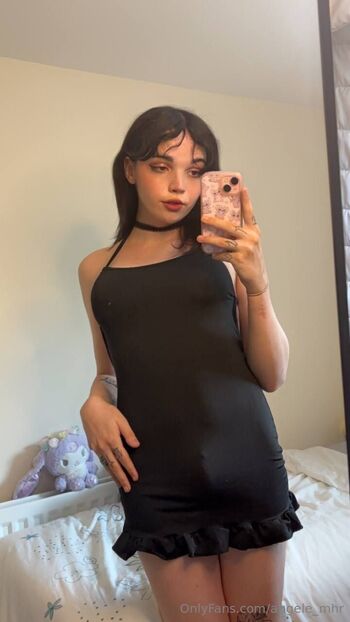 Angèl / angele_mhr nude photo #5