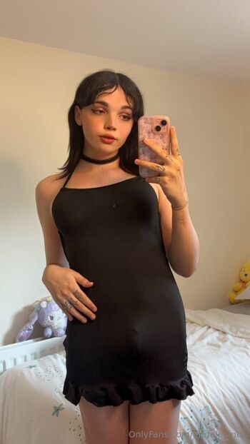 Angèl / angele_mhr nude photo #6