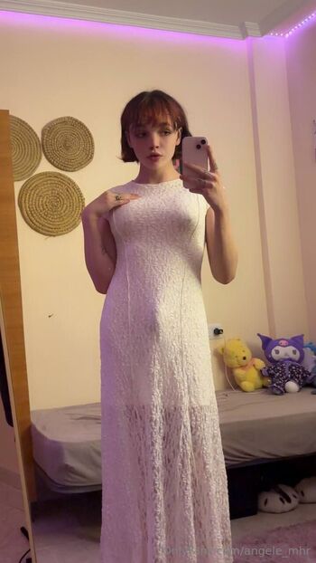 Angèl / angele_mhr nude photo #34