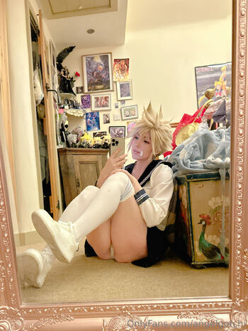 Ange / angelgotchi nude photo #12