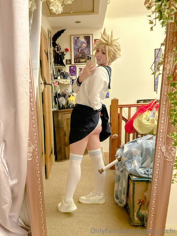 Ange / angelgotchi nude photo #15