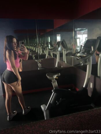 AngelH3art3 / angelh3art33 nude photo #9