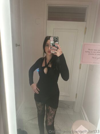 AngelH3art3 / angelh3art33 nude photo #24