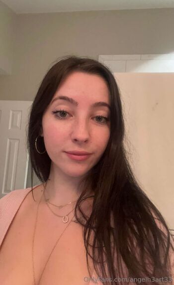 AngelH3art3 / angelh3art33 nude photo #25