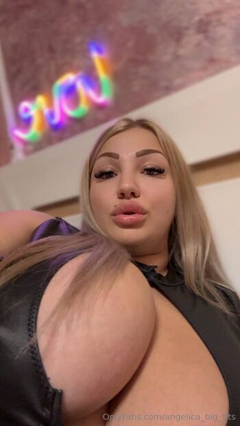 Angelic / angelica_big_tits nude photo #13