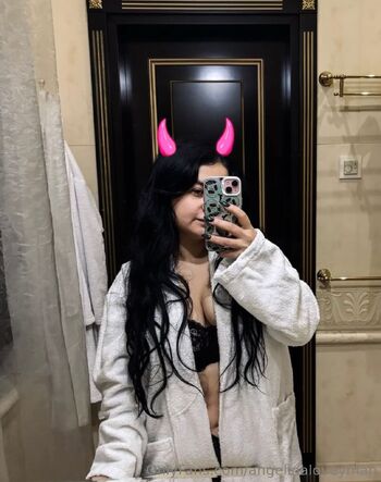 Angelin / angelinaloveyman nude photo #35
