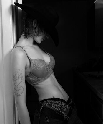 Angel or Angle / angelorangle nude photo #13