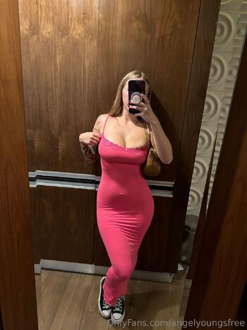 Angel Young / angelyoungsfree nude photo #14