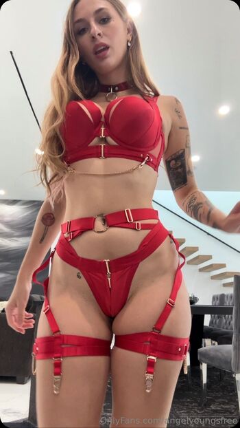 Angel Young / angelyoungsfree nude photo #23