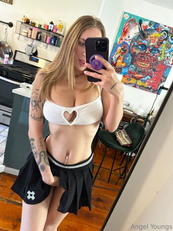 Angel Youngs / angelyoungsxxx nude photo #64