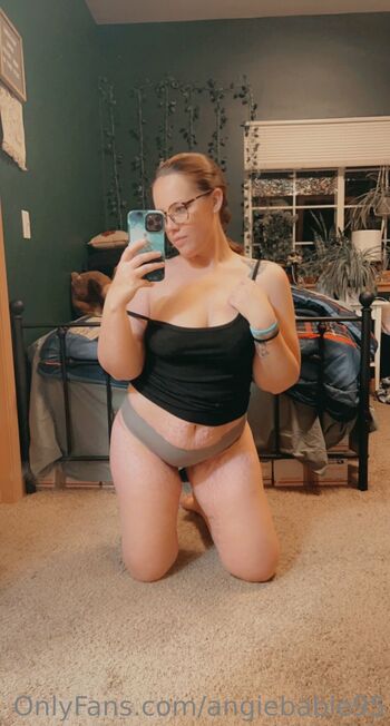 Angie / angiebabie95 nude photo #11