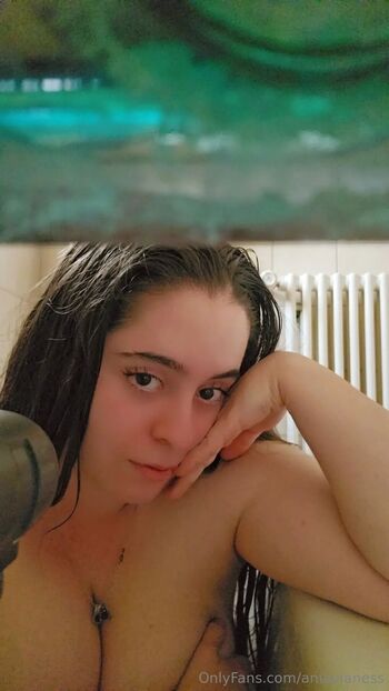 Ania Vianes / aniavianess / ania_vianess_ / aniavianesss nude photo #16