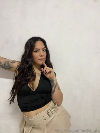 Anika / anikangty nude photo #4