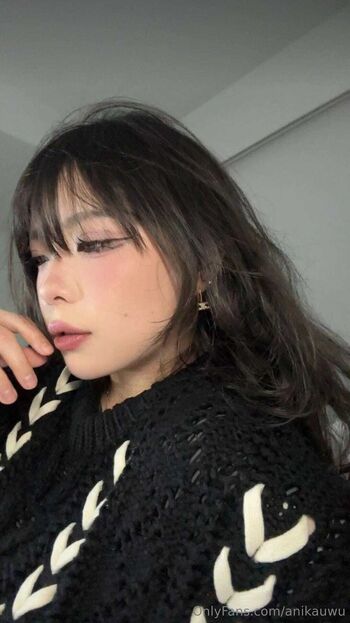 anik / anikauwu nude photo #25