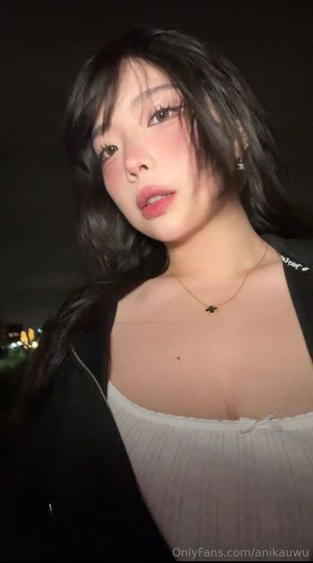 anik / anikauwu nude photo #27